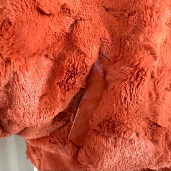 HOMMAGE FROM LOS ANGELES FAUX FUR CROPPED BURNT ORANGE RUST CAPLET JACKET. Sz MP - Picture 4 of 10
